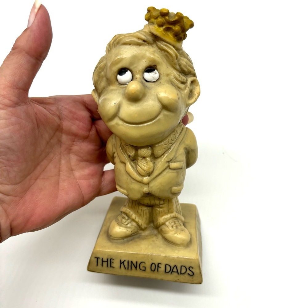 W & R Berries the king of dad’s cast resin figure Vintage 1973.